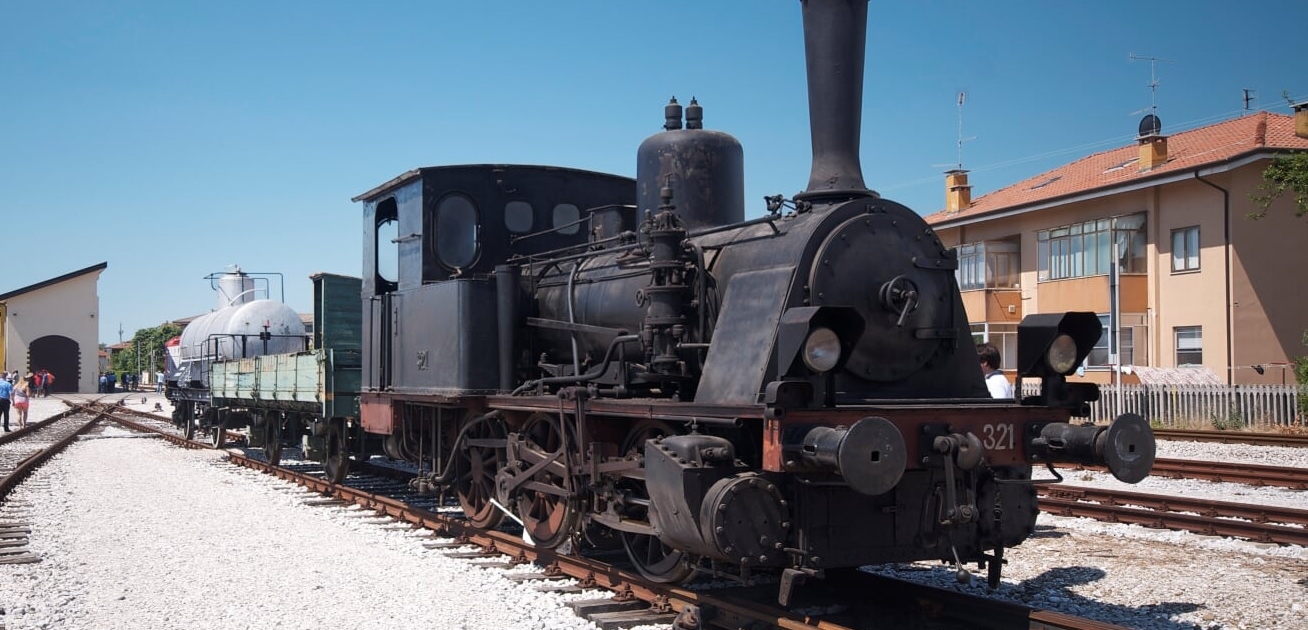 locomotiva Henschel T3 esposta a Udine